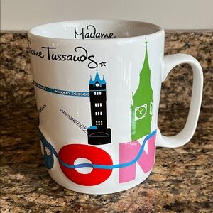 NEW Madame Tussauds London Landmarks Graphic Oversized Souvenir Mug